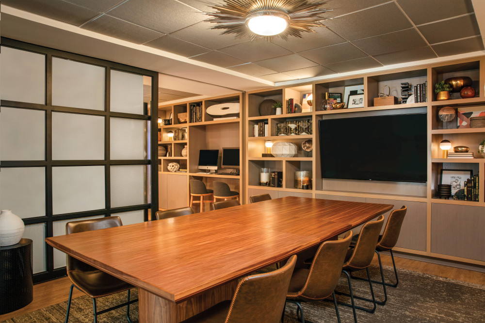 Whether you have a casual meeting or need a workspace, our Lobby offers a comfortable seating area with high-speed Wi-Fi.