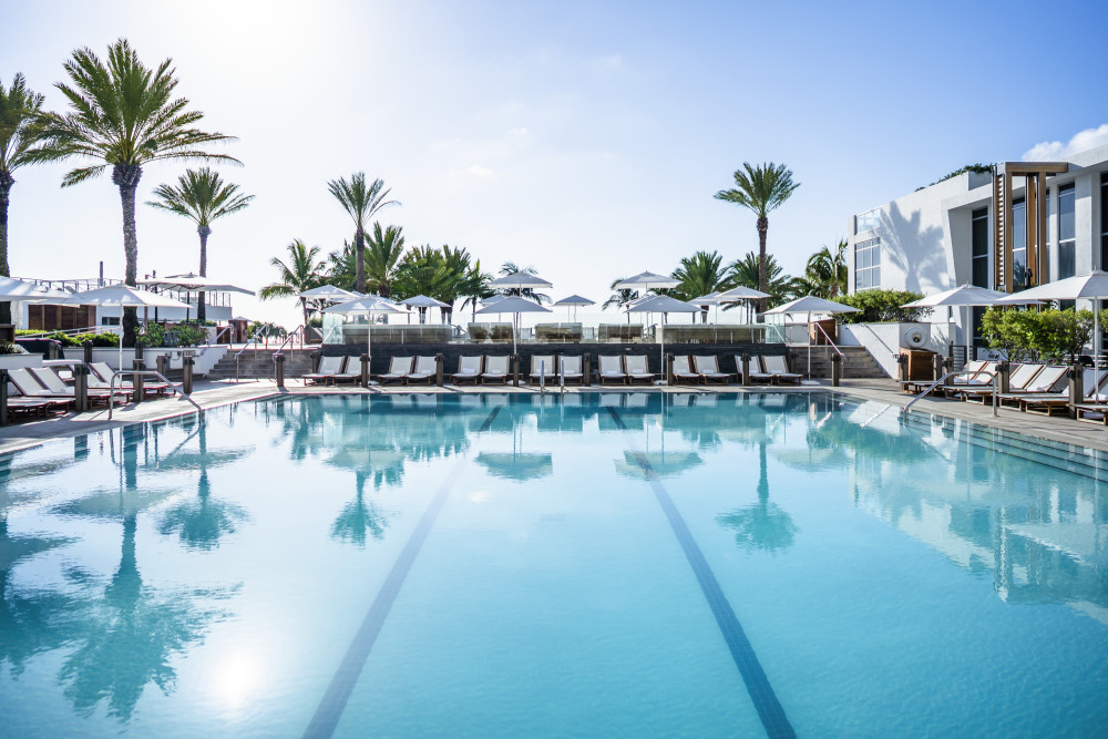 Palladium Luxury Pool