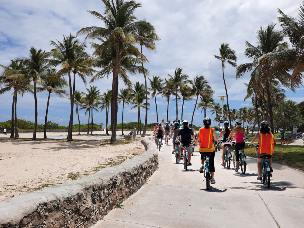 Самый захватывающий городской велотур Miami Beach
