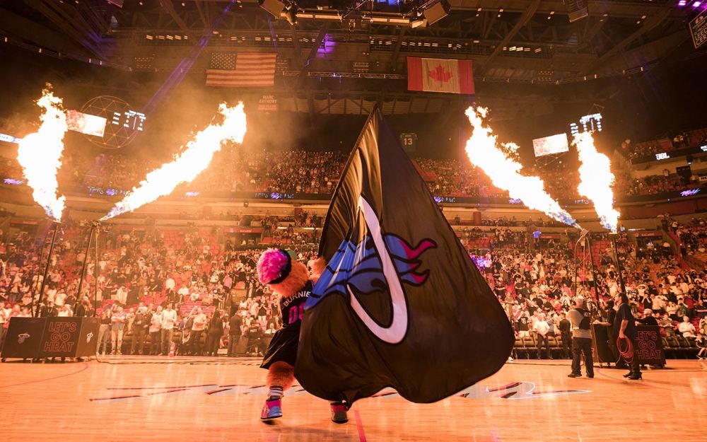 Miami HEAT vs. Detroit Pistons photo