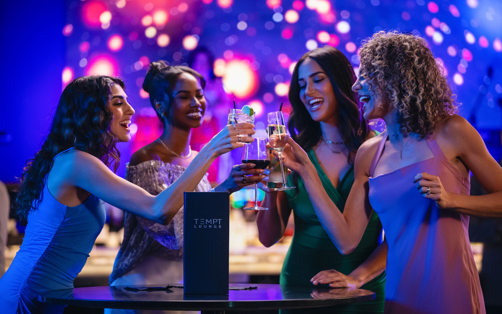 Weekly drink specials and promotions.