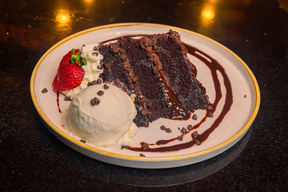 Torta a strati di cioccolata