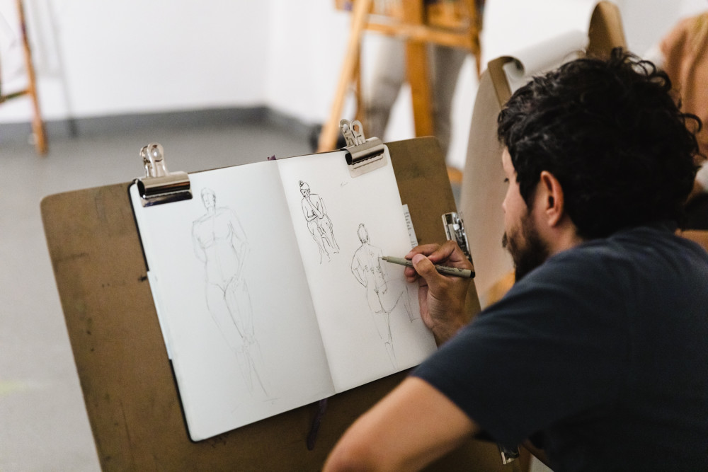 Figure Drawing at Oolite Arts. Photo credit Diana Larrea.