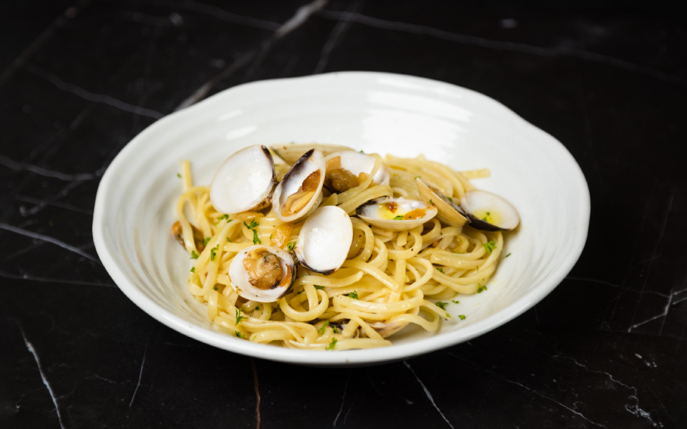 linguine, olive oil, sun-dried tomatoes, green olives, parmesan cheese