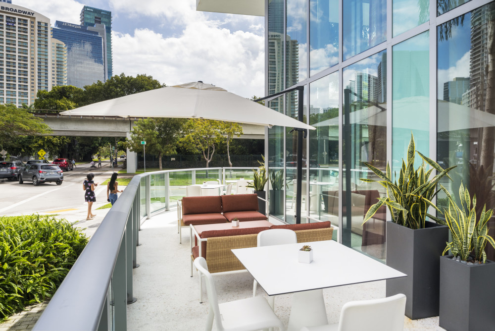 Novotel Miami Brickell Coffee Bar Outside Terrace