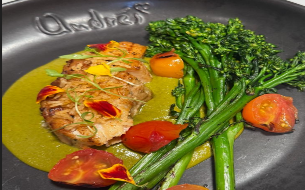 Un delicato 6 filetto di pesce bianco alla griglia da 1 oz