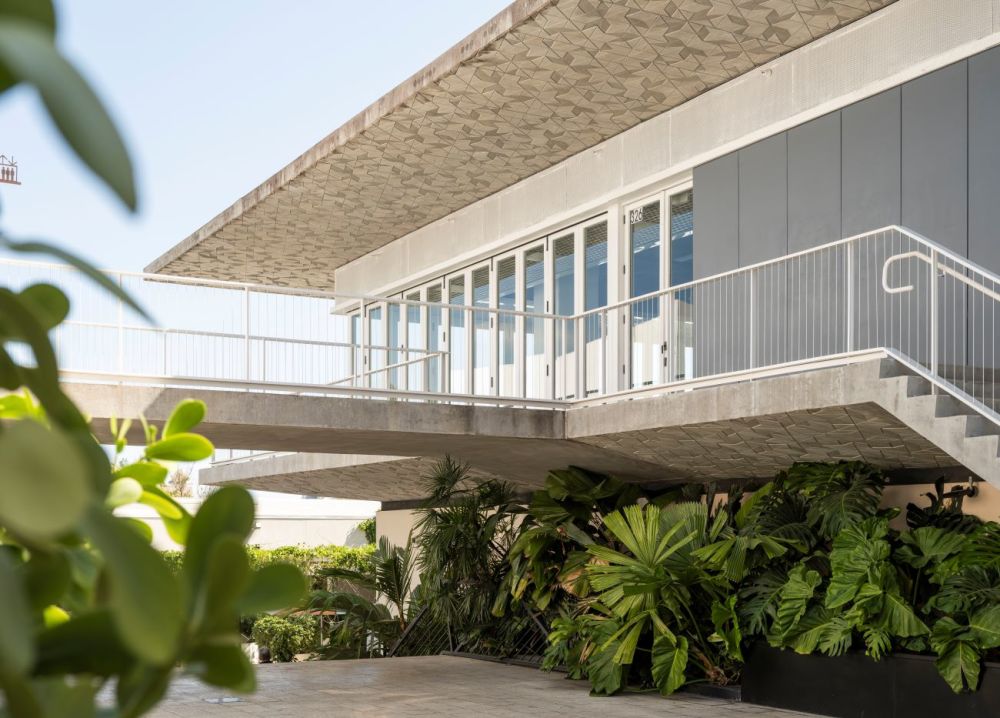 Palm Court Events - Exterior