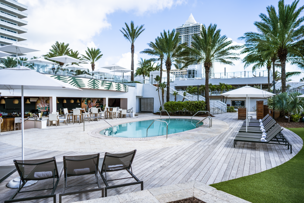 Aquatica Bar & Pool