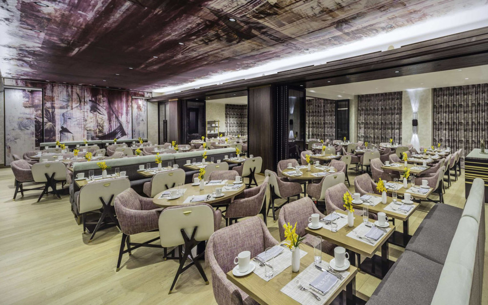 Preston's Restaurant interior