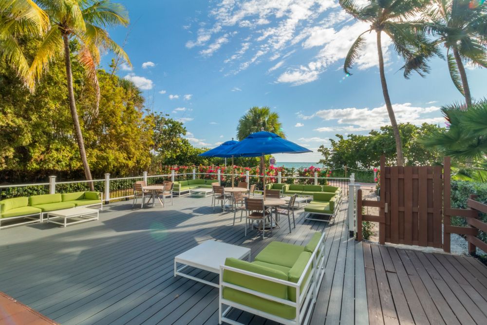Oceanfront deck area