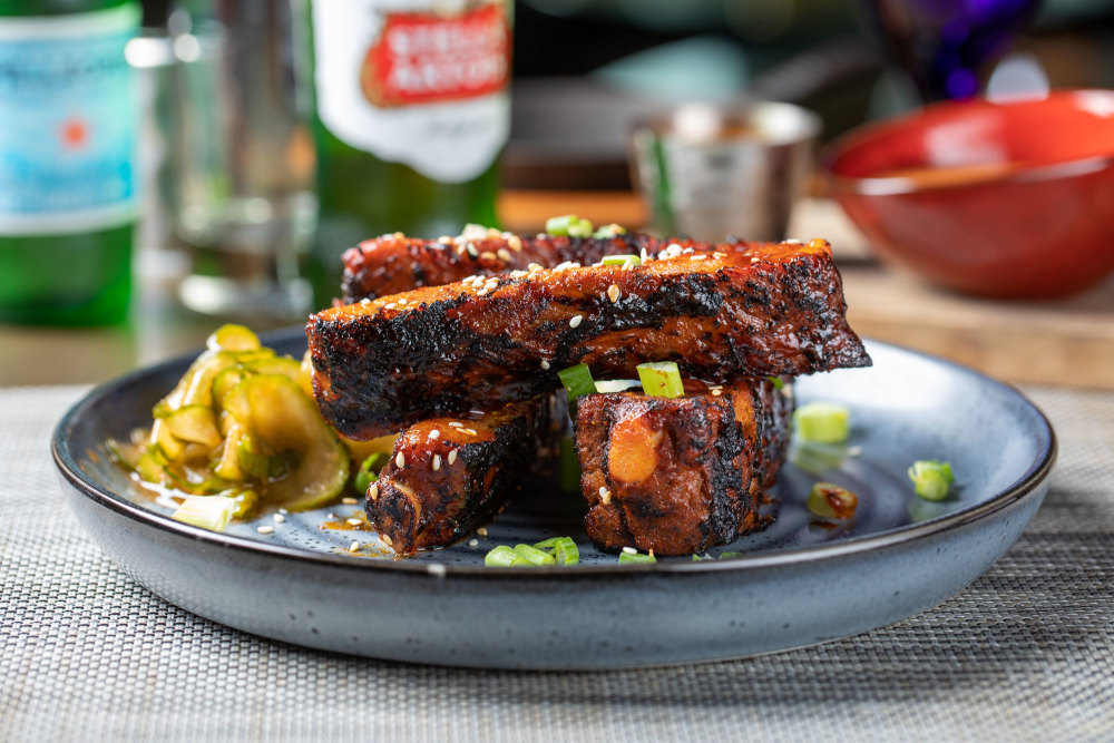 Delectable ribs platter