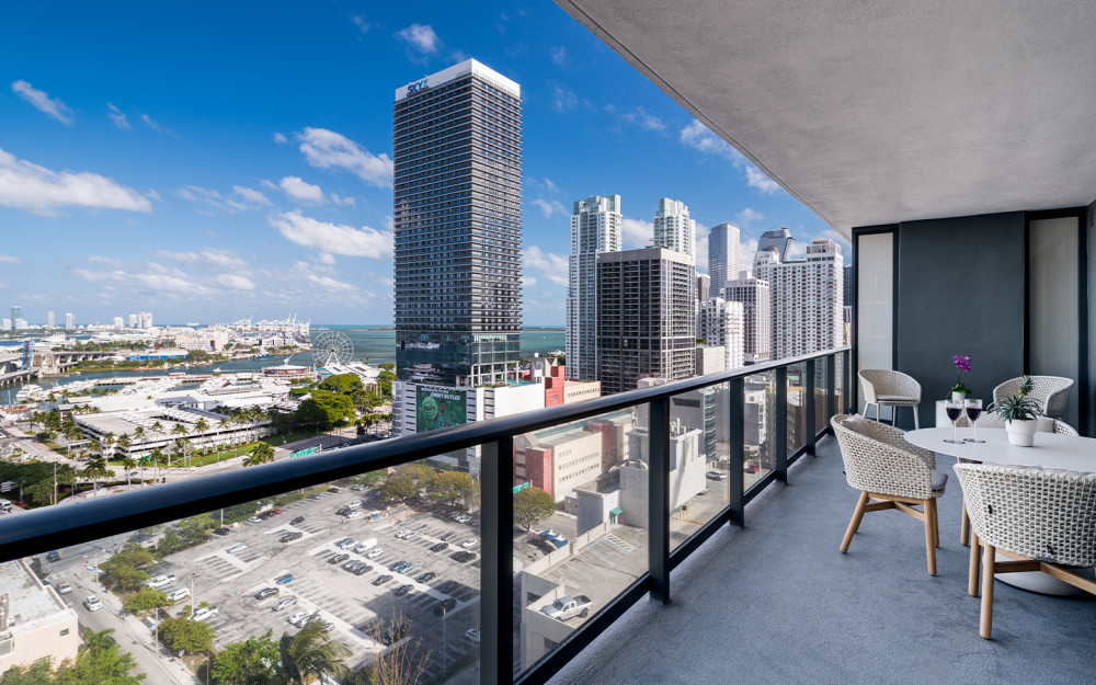 Room Terrace Southeast