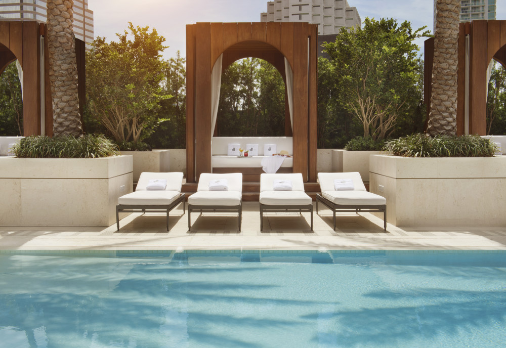 Altitude Lux Brickell Pool Side