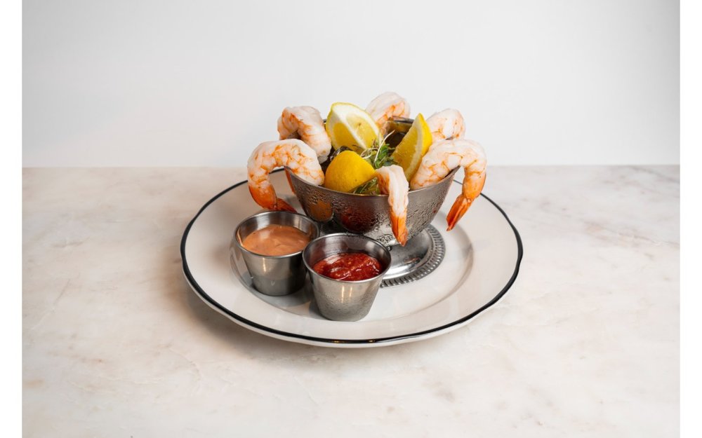 Shrimp 16/20 Grade A, horseradish & pink sauce.