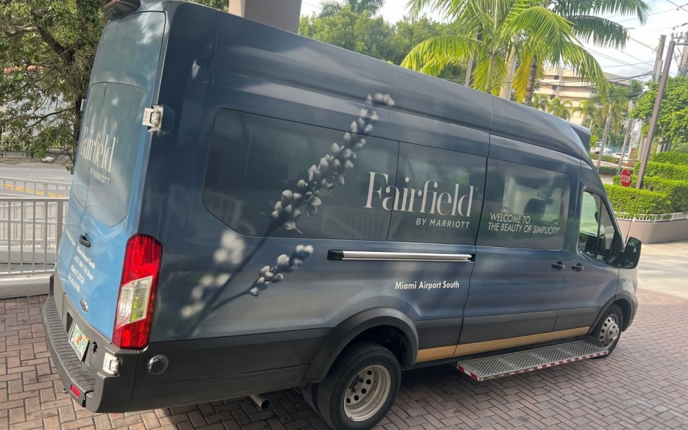 To/From Airport or to any other destination within one mile distance (free).
$15.00 per person to the Port of Miami.
Every day from 6:30 AM - 10:30 PM