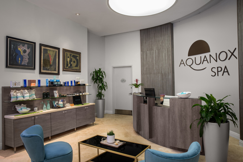 大厅在 Aquanox Spa