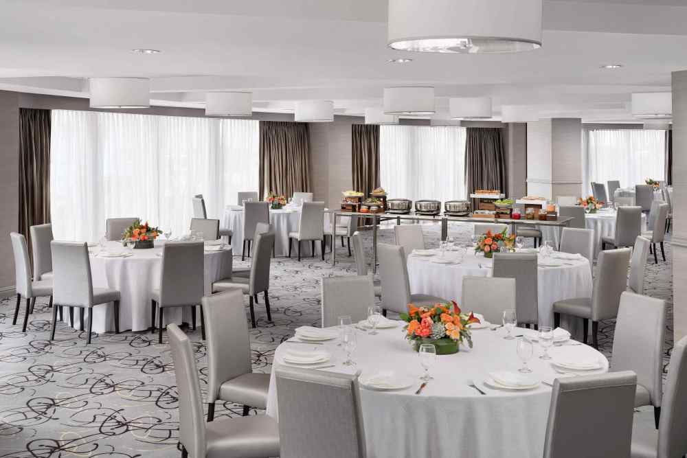 Bay Room dinner set up