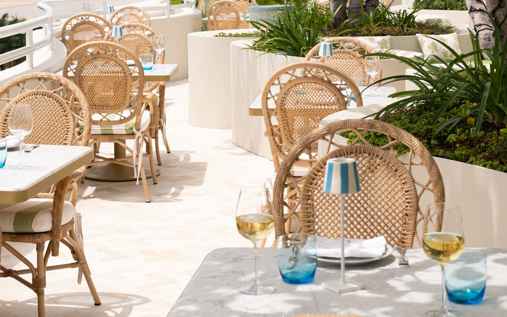We offer many seatings, an intimate inside Dining Room, and a beautiful Rooftop Terrace directly inspired from the South Of France.