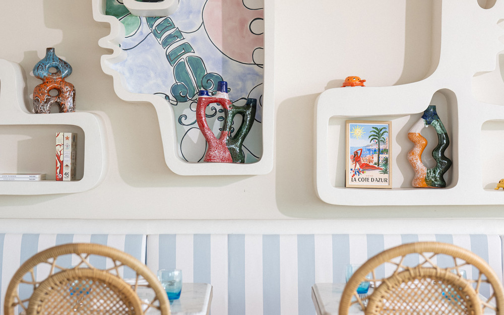 Design directly inspired by the French Riviera, immerse yourself in the Spirit Of Saint Tropez.