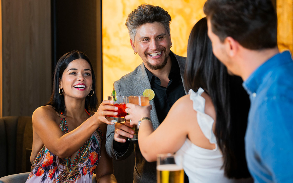 Weekly drink specials and promotions.