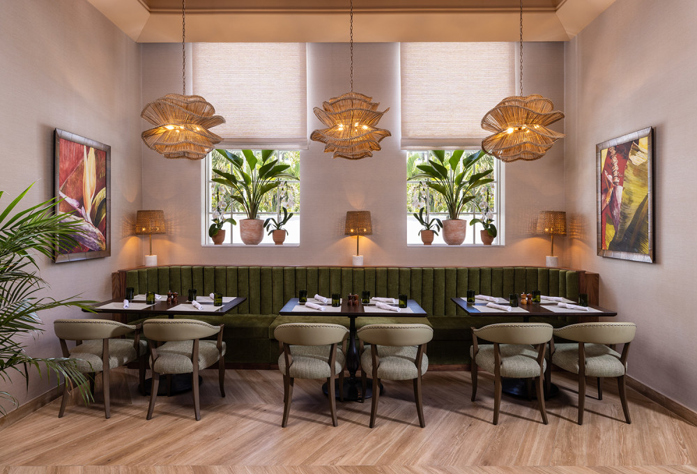 Essensia Dining Room Banquette