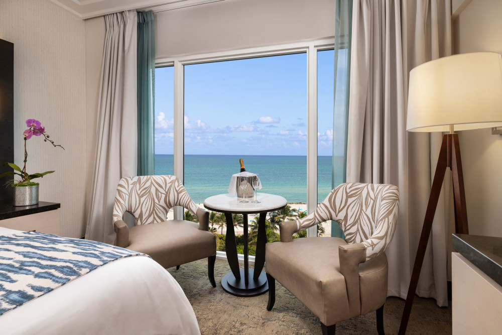 Oceanfront Seating & Dining Area