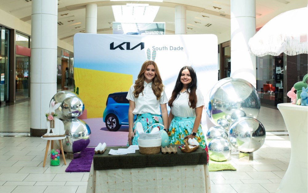 Événements de liaison représentant South Dade KIA au Dadeland Mall Événement de Pâques
