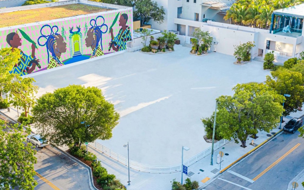 Jungle Plaza