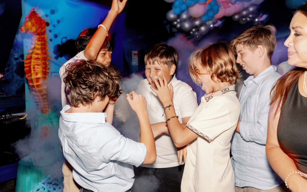 Celebrate in style with our Teen Birthday Packages at FunDimension! Exciting games, awesome attractions, and non-stop fun for the ultimate party!
