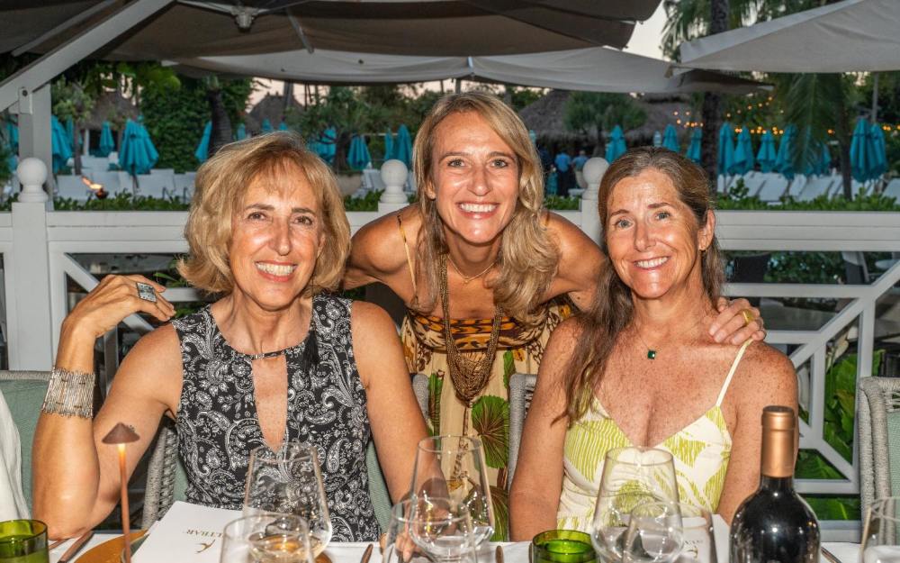 Three ladies at Essensia