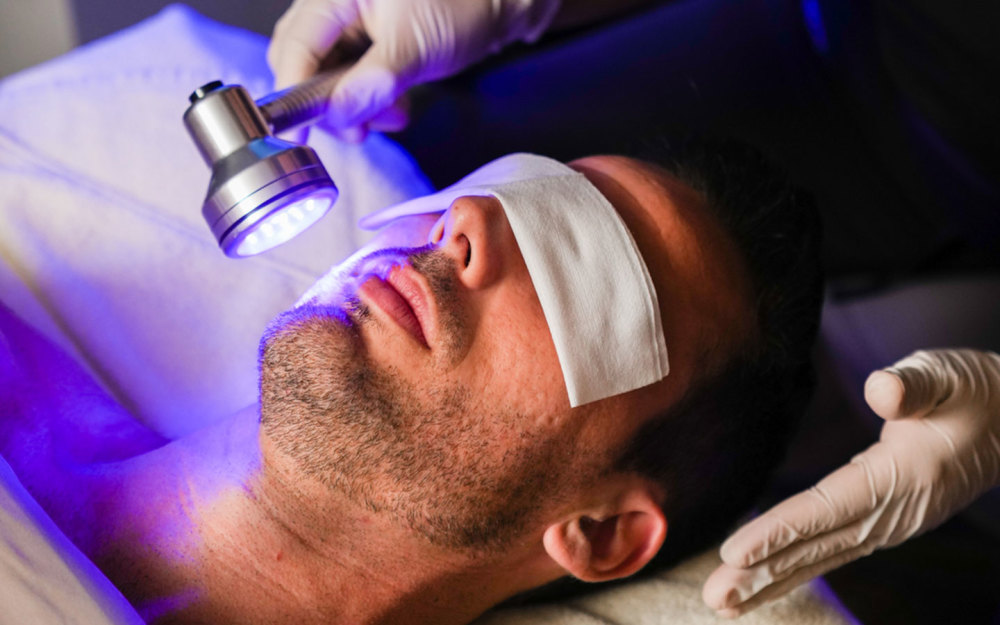 Gentlemen need love too...Allow the men in your life to enjoy a signature 50-minute gentlemen's facial.