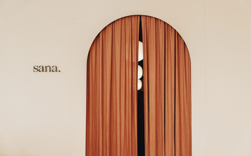 Sana Door