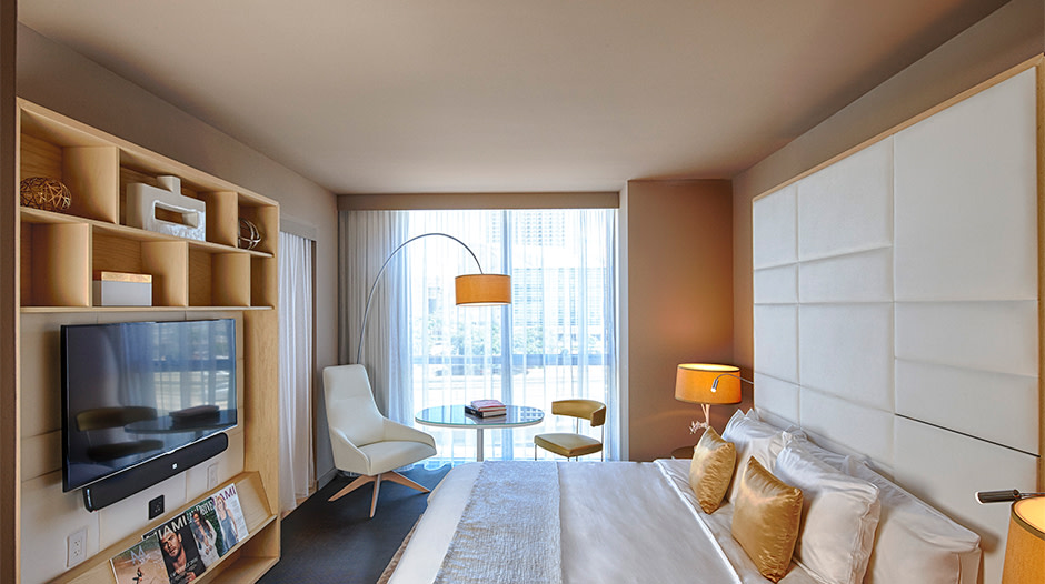The Gabriel Miami, Curio collection by Hilton guest room.