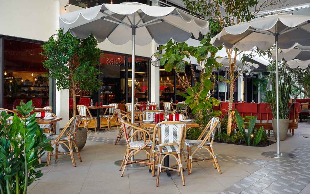 Plenty of outdoor seating