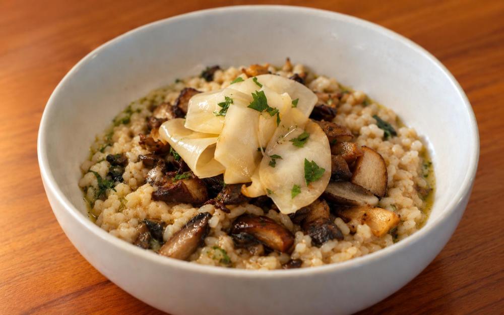 Forrest Mushroom, truffle powder.