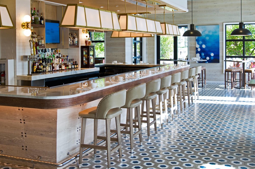 CORSAIR kitchen & bar é uma cozinha contemporânea de inspiração americana que atrai quem procura uma comida mais leve e reconfortante.