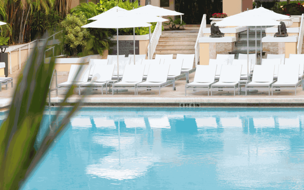 Indulge in the luxury of complimentary access to the exclusive adults-only Cascada pool when you schedule a spa service.