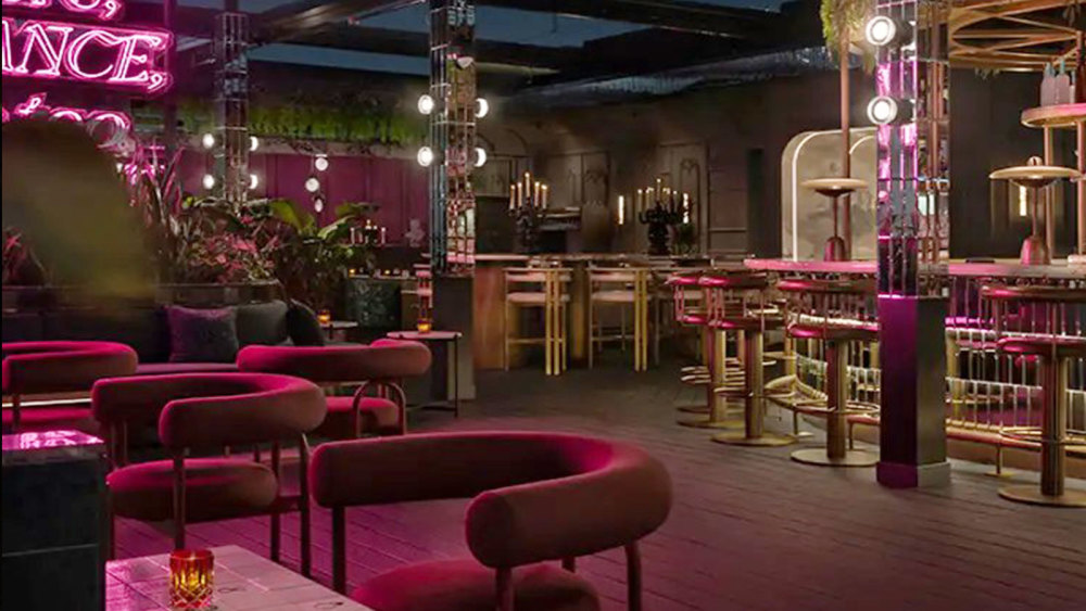 Outdoor Seating
