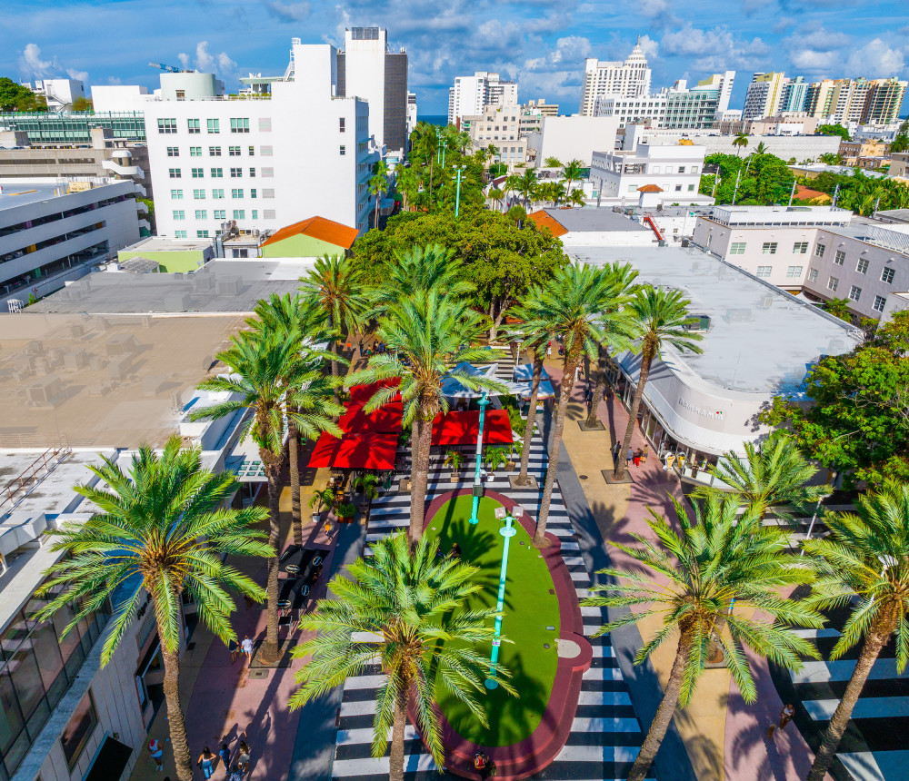Aerial View of Lincoln Road showing the Euclid Oval Aerial View of Lincoln Road showing the Euclid Oval
