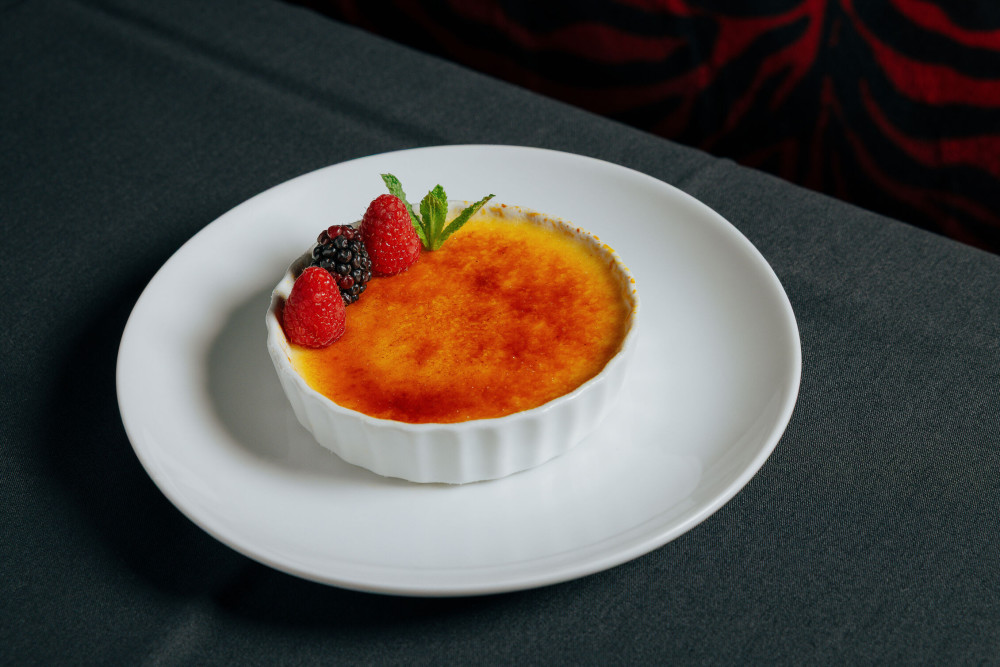 classic vanilla custard, caramelized sugar crust