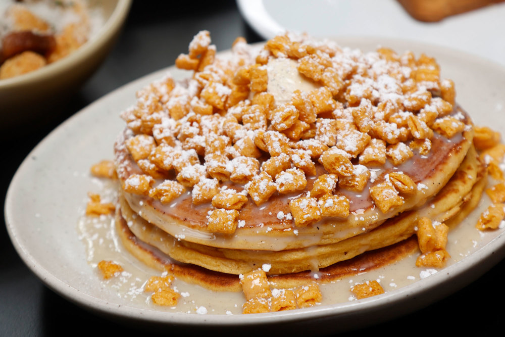 Made with Vanilla Butter, Condensed Milk 'Syrup' & Candied Cereal.