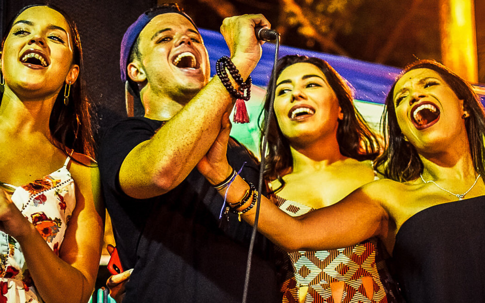 Pati Vargas Entertainment para todos os seus eventos, desde casamentos a eventos corporativos.