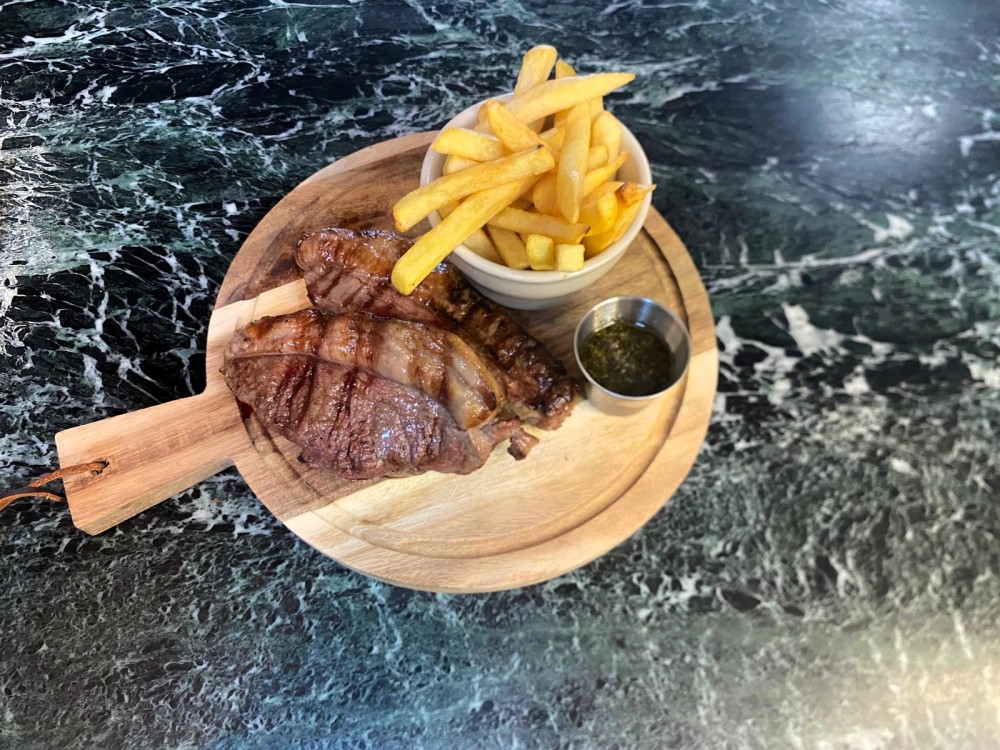 Picanha e patatine fritte