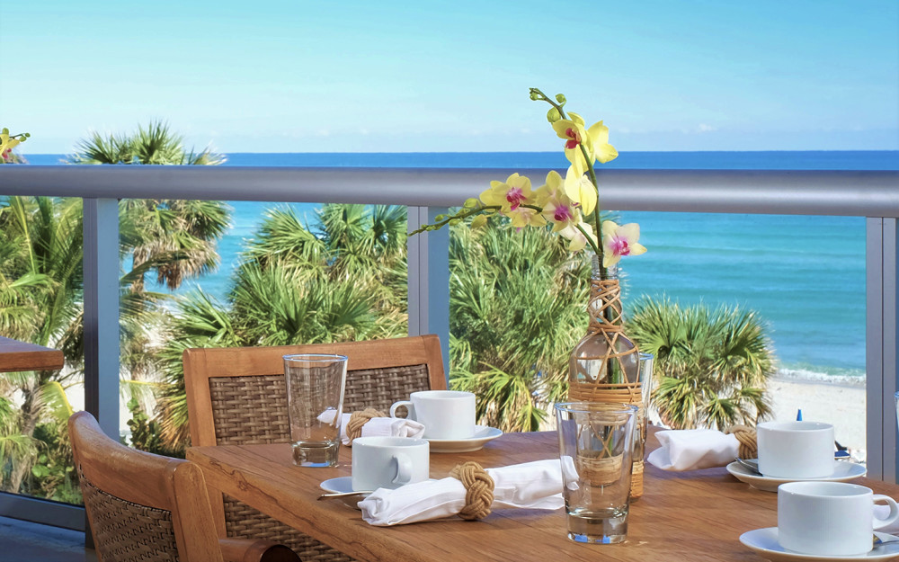BALEENkitchen Oceanview Breakfast