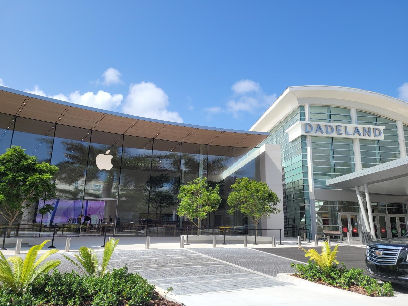 Dadeland Mall, Shopping mall in Miami, Florida in 2023