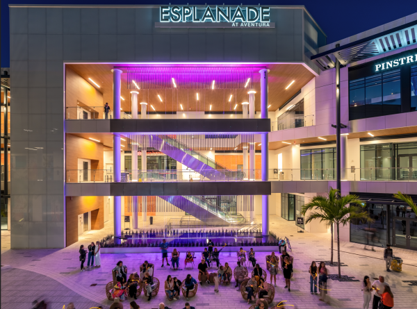 Esplanade an der Aventura