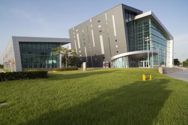 The Moss Center was designed by an internationally-acclaimed design team.