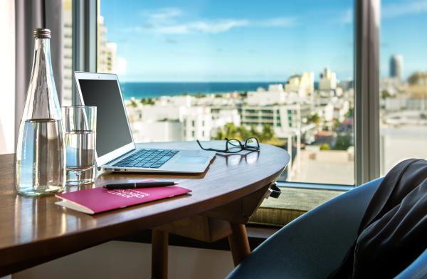 Hyatt Centric South Beach – Unlock Up to 30% Across the Americas