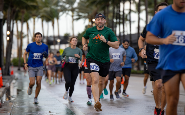 AvMed Orange Bowl Beach Run photo
