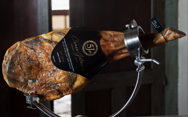 Savoring Spain: A Masterclass in Vino y Jamon photo